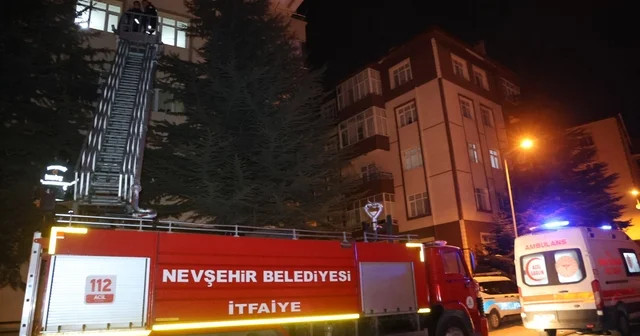 Kapıyı açmayınca ekipler seferber oldu Yaşlı kadın evde uyurken bulundu Nevşehir Haberleri