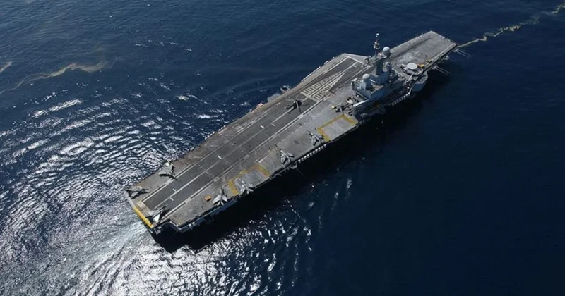 Fransa, Akdeniz e helikopter gemisi konuşlandırdı Sözcü Gazetesi