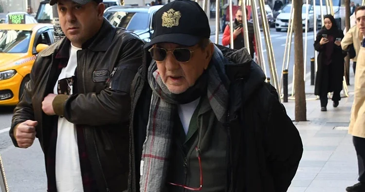 Ali Poyrazoğlu: Bir yere yetişeceğim saygı duyun lütfen