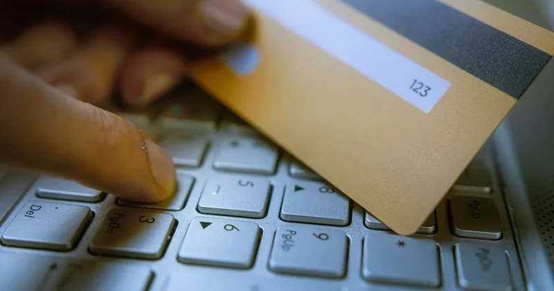 İnternetten alışverişi yapanlar risk altında! Tek gecede her şeyinizi kaybedebilirsiniz Sözcü Gazetesi