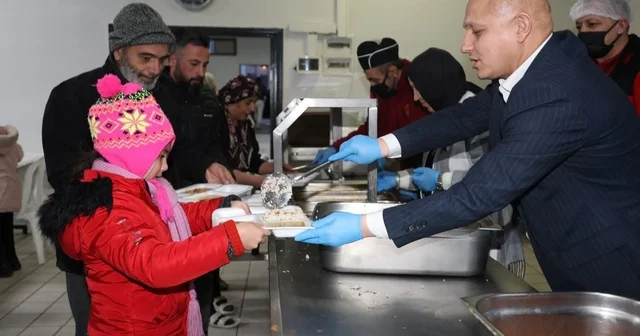 Kırıkkale Belediye Başkanı Önal, vatandaşlarla iftar sofrasında buluştu Kırıkkale Haberleri