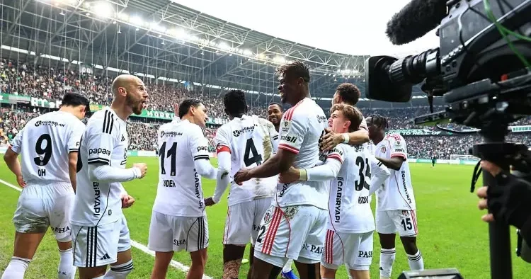 1 ay önce 7 milyon Euro ydu! Beşiktaş ın yıldızı 15 milyon Euro ya çıktı