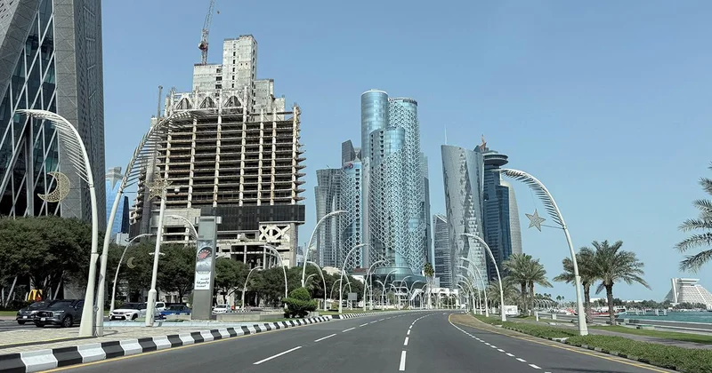 Türk büyükelçiliği Katar’dan ayrılmak isteyenler için Doha Riyad otobüs seferleri düzenleyecek