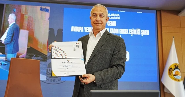 Başkan Özçelik, CEMR Avrupa Yerel Yaşamda Kadın Erkek Eşitliği Şartı nı imzaladı Antalya Haberleri