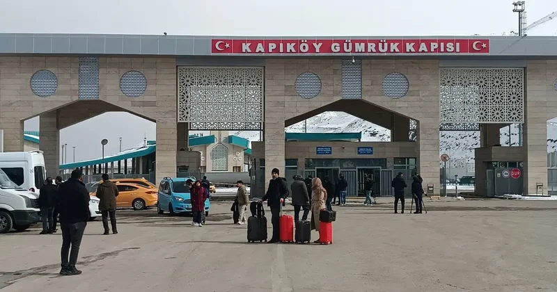 İran sınırında hareketlilik: Savaş sonrası ülkelerine dönüyor!