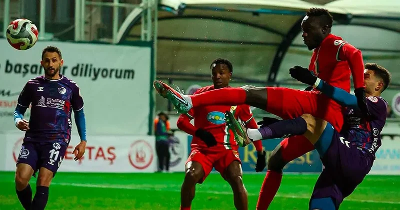 Amedspor dan pembe forma sürprizi