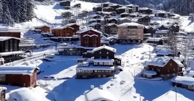 Karla kaplı Ayder Yaylası izleyenleri mest etti VİDEO İZLE