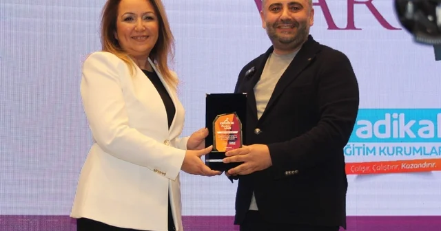 Zirvedeki kadınlar ilham veren hikayelerini paylaştı İzmir Haberleri