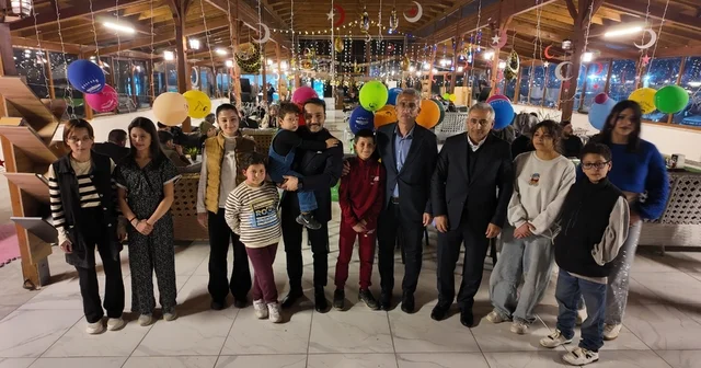 Gemerek KaymakamI Koca iftarda çocuklarla bir araya geldi Sivas Haberleri