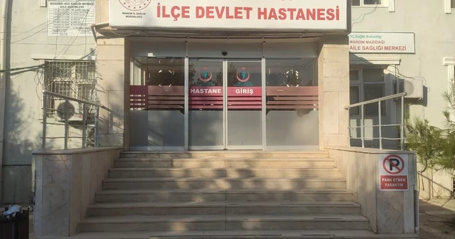 Seyir halindeki araçtan düşen kadın ağır yaralandı Mardin Haberleri