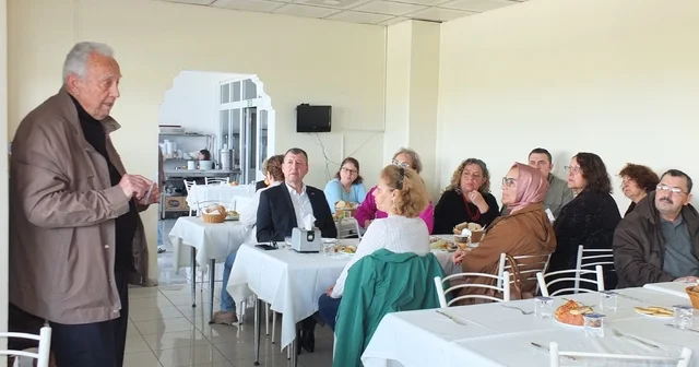 Burhaniye de Yüksek Öğrenim Derneği üyeleri kahvaltıda buluştu Balıkesir Haberleri