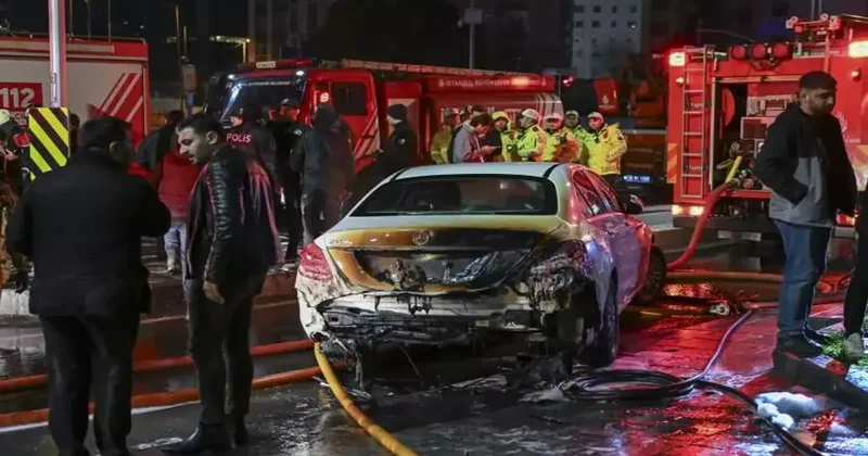 İstanbul da yangın! Çok sayıda lüks araç küle döndü