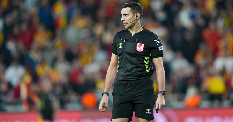 Erteleme maçlarının hakemleri açıklandı! Futbol Haberleri