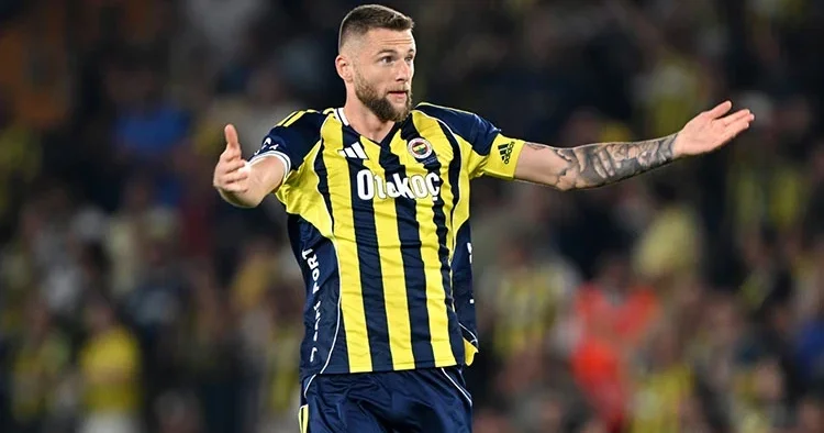 Fenerbahçe de Skriniar 1.5 ay sonra forma giydi!