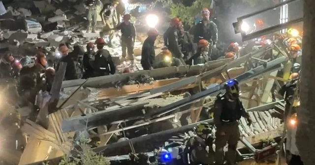 İran ın misilleme füzesi Hayfa da binaya isabet etti: 4 İsrailli yaralandı VİDEO İZLE