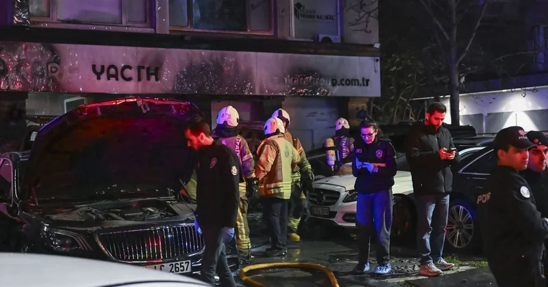Beşiktaş ta Otomobil Yangını