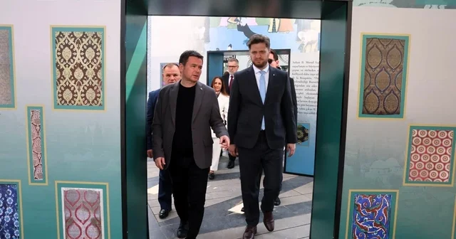 Bursa nın fethinin 700. yıl etkinlikleri kardeşlik köprülerini güçlendirdi Kardeş şehirlerden başkan Aydın a ziyaret Kardeş şehirler Bursa nın 700 yıllık tarihine yolculuk yaptı Bursa Haberleri