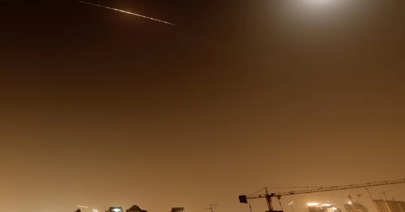 İran ın güneyinde ABD İsrail in saldırılarında petrokimya üretim tesisleri hasar gördü