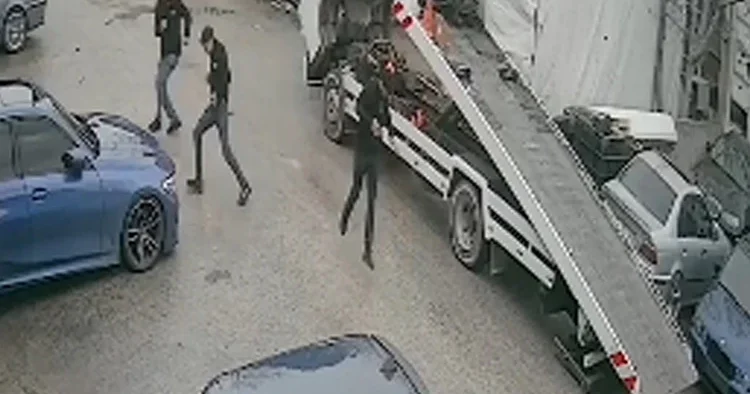 Sanayi sitesinde akü dehşeti: Panikle kaçtılar, vücutlarında yanık oluştu