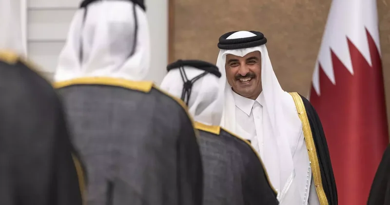 Katar Emiri Şeyh Temim ile İspanya Başbakanı Sanchez telefonda görüştü