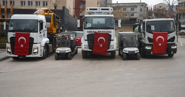 Şırnak Belediyesi araç filosunu büyütüyor: 6 yeni araç hizmete alındı Şırnak Haberleri