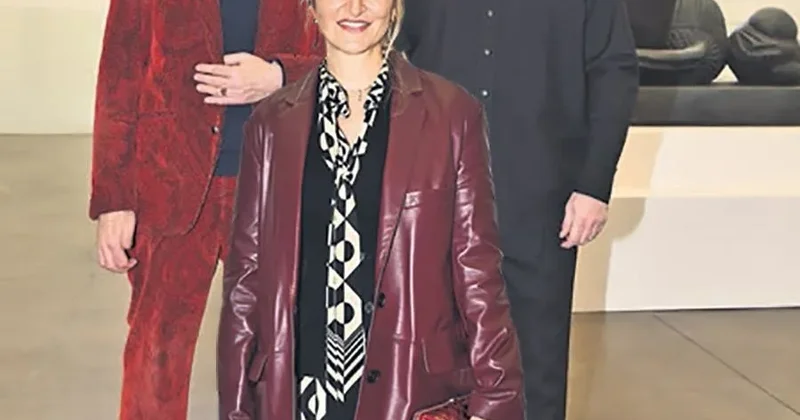 BÜLENT CANKURT Eski sevgilisini yine yalnız bırakmadı