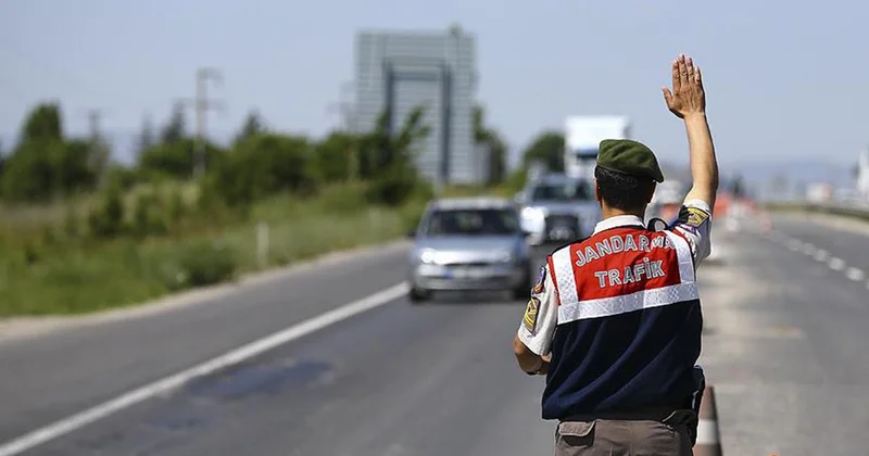 Trafikte makas atan sürücü cezasız kalmadı