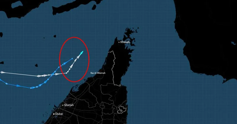 Savaştan bu yana bir ilk! Dünya 2 gemiyi adım adım takip ediyor