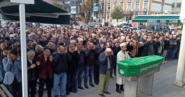 Devrek in sevilen kalay ustasıı son yolculuğuna dualarla uğurlandı Zonguldak Haberleri