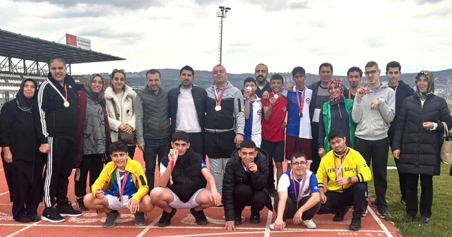 Elazığ da özel sporcuların masa tenisi ve atletizm heyecanı Elazığ Haberleri