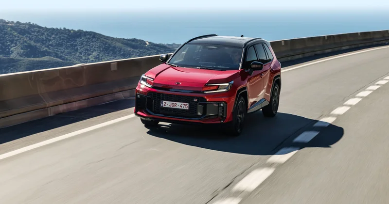 Toyota RAV4 evrim geçirerek yoluna devam ediyor Otomobil Haberleri