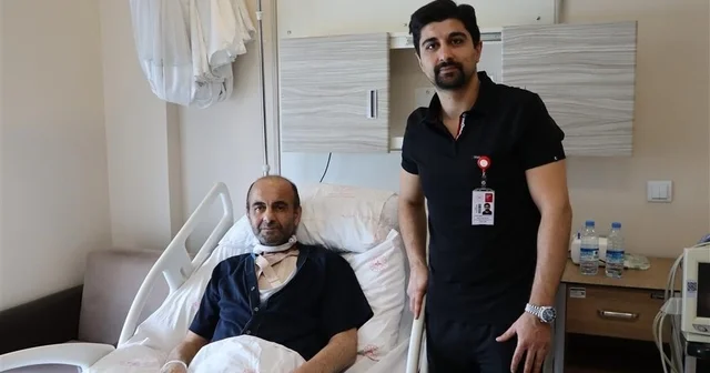 Devlet hastanelerinde artık riskli ameliyatlar başarıyla yapılıyor Sivas Numune Hastanesi Kalp ve Damar Cerrahisi Kliniği nde yüksek riskli hastalara yönelik gerçekleştirilen ameliyatlar başarıyla gerçekleştiriliyor Sivas Haberleri