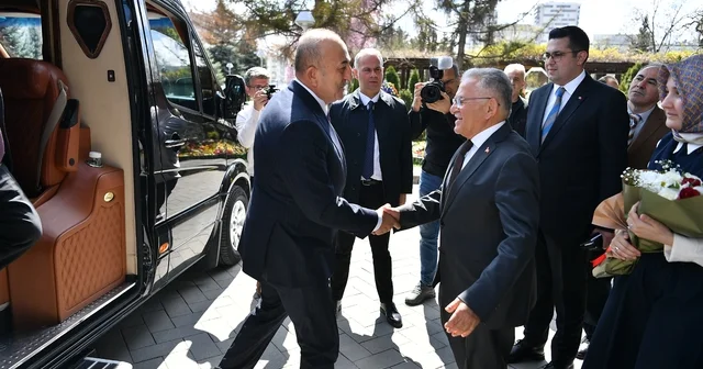 Eski bakan Çavuşoğlu: Kayseri, dünyaya örnek bir şehir Kayseri Haberleri