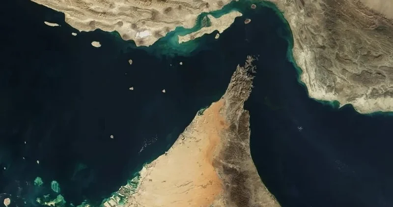 İran dan Hürmüz Boğazı için tavizsiz şart: Savaş tazminatı ile açılabilir Dünya Haberleri