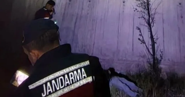 İstinat duvarından düşüp öldü Artvin Haberleri