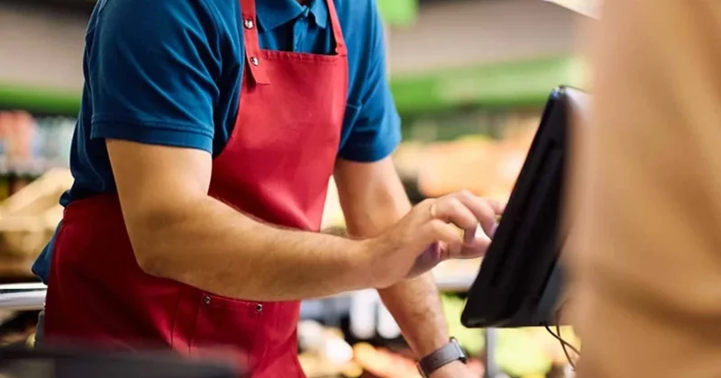 17 yıllık kasiyer 700 liralık yumurta için kovuldu Sözcü Gazetesi