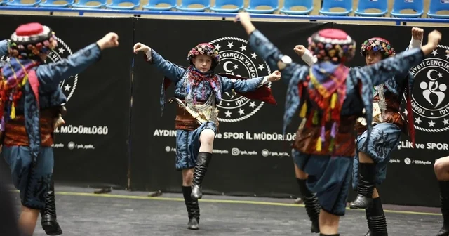 Halk oyunları ekipleri birincilik için ter döktü Aydın Haberleri