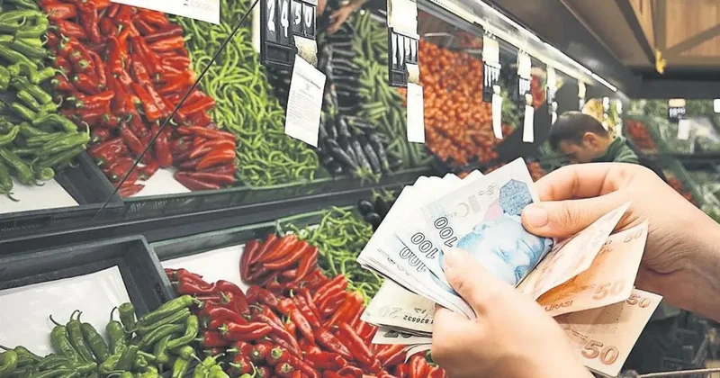 Zincir markette fiyat skandalı! 50 liraya alınan çeri domates rafta 250 TL