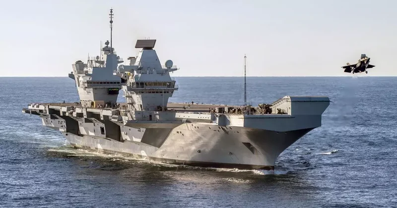 Doğu Akdeniz de İngiliz savaş gemisinin vurulduğu iddiası yalanlandı