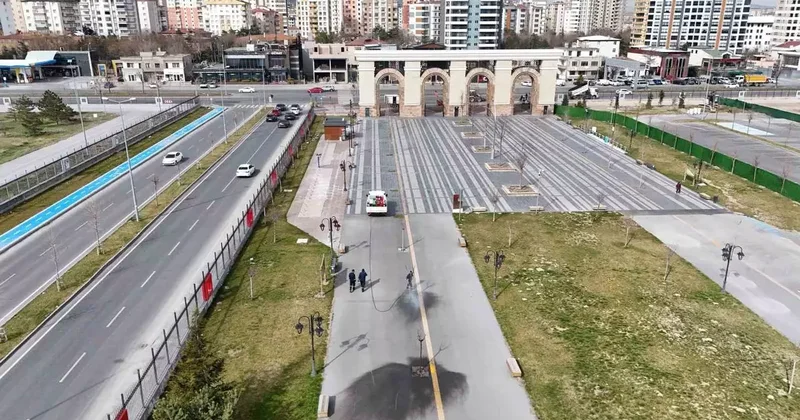 Yeşil alanlarda ilaçlama seferberliği başladı