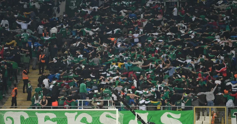 Tribünler bir anda patladı: Teksas tan CHP li başkana destek Sözcü Gazetesi