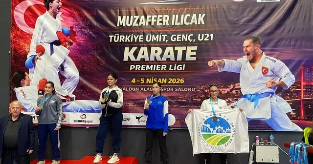 Büyükşehir sporcuları 3 farklı branşta kürsüye çıktı Sakarya Haberleri