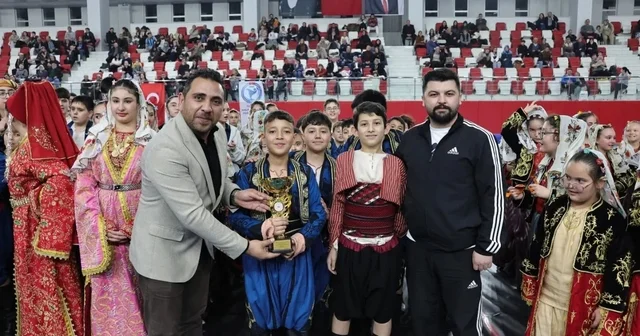 Kütahya da halk oyunları coşkusu Kütahya Haberleri