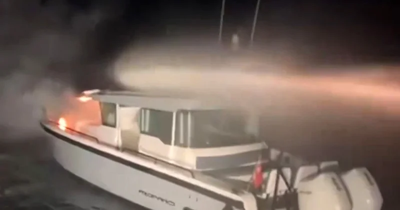 Seyir halindeki teknede yangın! Son dakika haberleri