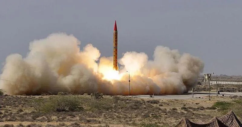 İsrailli sunucudan İran da nükleer bomba kullanılması önerisi