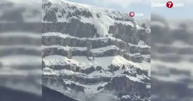 Şırnak ta kar şelalesi mest etti