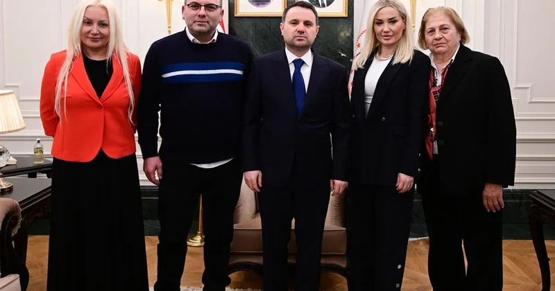 Akın Gürlek, Çağla Tuğaltay ın ailesiyle görüştü
