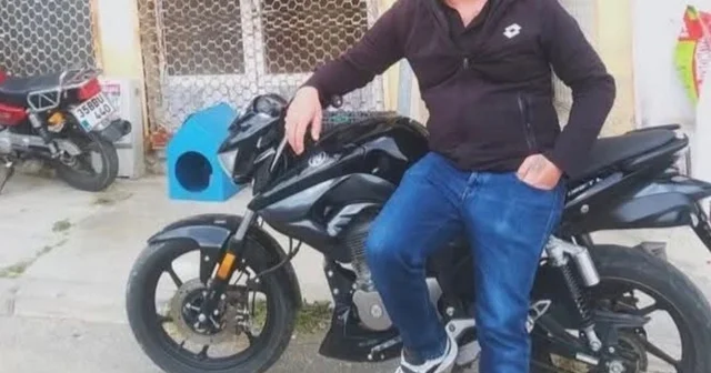 Tire de otomobil ile çarpışan motosikletin sürücüsü hayatını kaybetti İzmir Haberleri