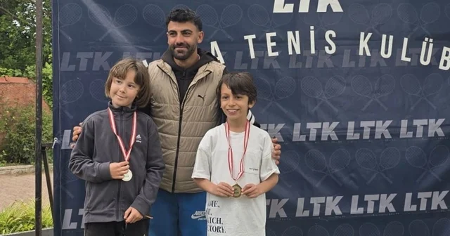 Minikler tenis turnuvasından başarılarla döndü Afyonkarahisar Haberleri