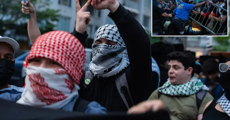 İsrail karşıtı kalabalık grup ABD deki tarihi sinagoga saldırdı